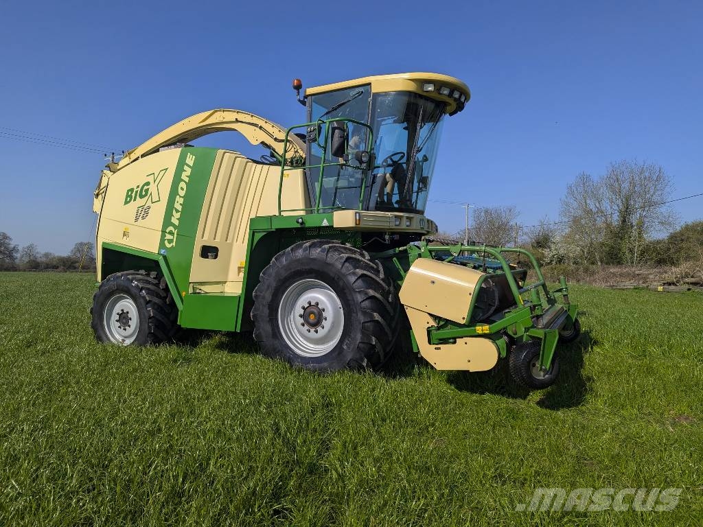 Krone Big X V8 自走式青贮饲料收割机