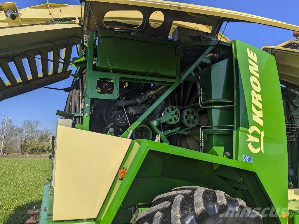 Krone Big X V8 自走式青贮饲料收割机