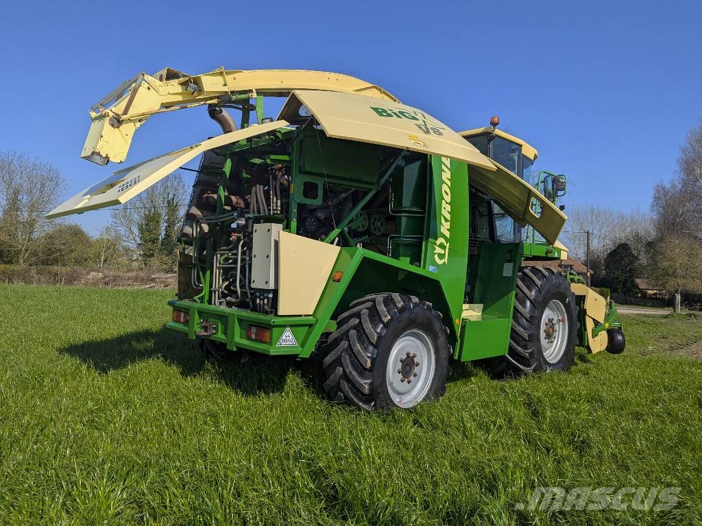 Krone Big X V8 自走式青贮饲料收割机