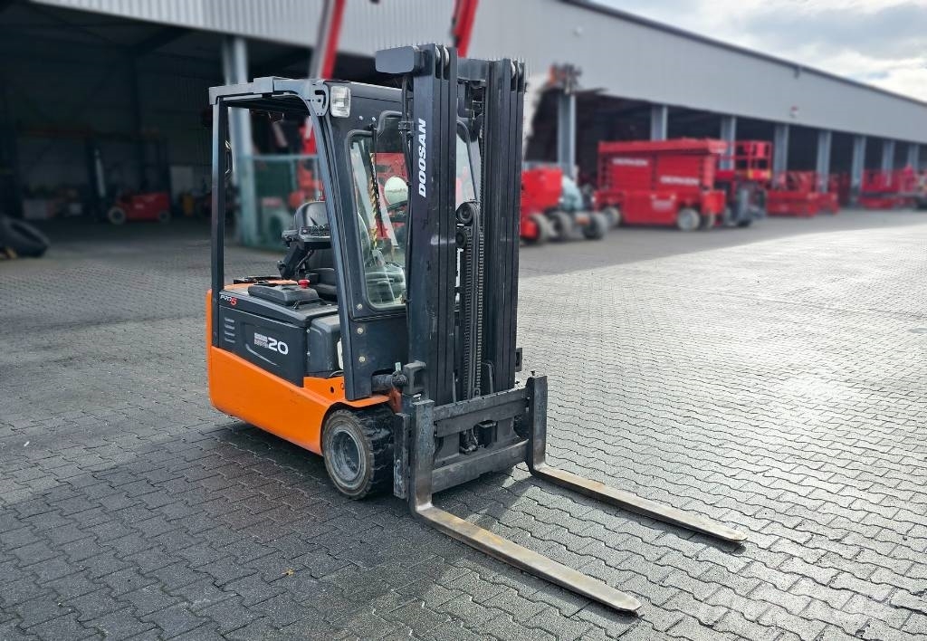 Doosan B 20 T-5 FFT Sähkötrukit