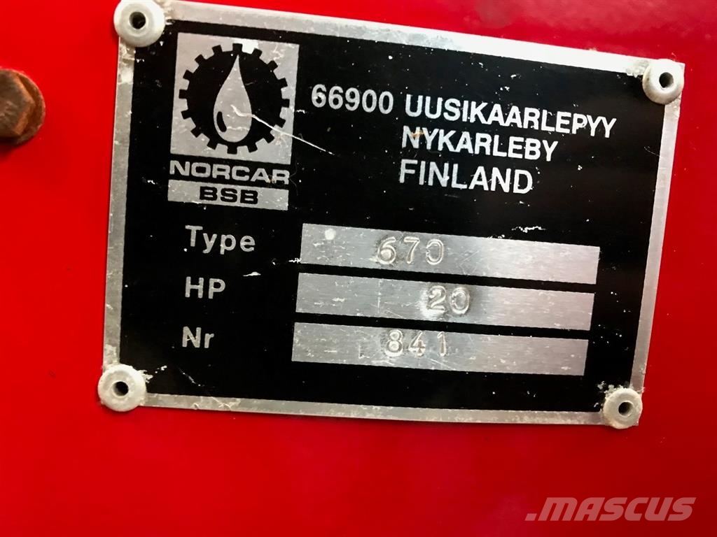 Norcar MINKOMATIC 670 DLA Karjan ruokintalaitteet