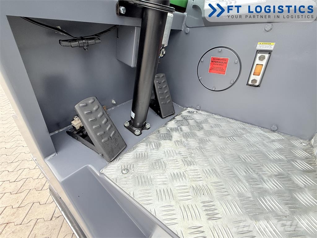 Combilift CB4000 | GAS | TRIPLEX 6800 | FREE-LIFT | FORK-POS شاحنة المناولة رباعية الاتجاهات