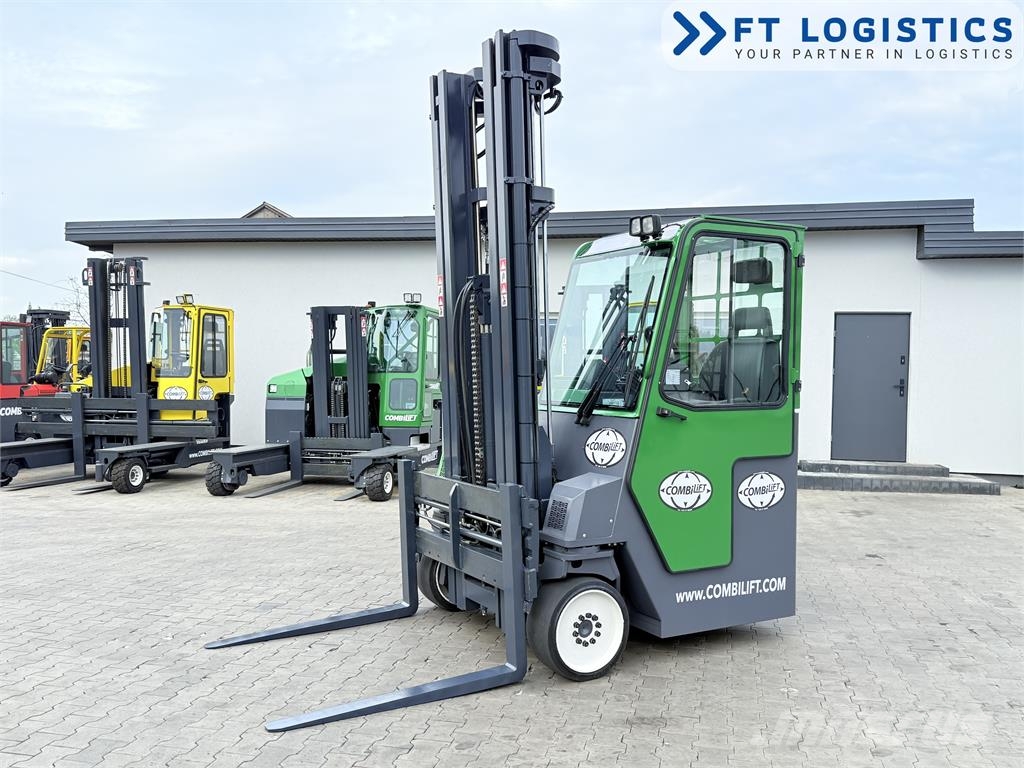 Combilift CB4000 | GAS | TRIPLEX 6800 | FREE-LIFT | FORK-POS شاحنة المناولة رباعية الاتجاهات