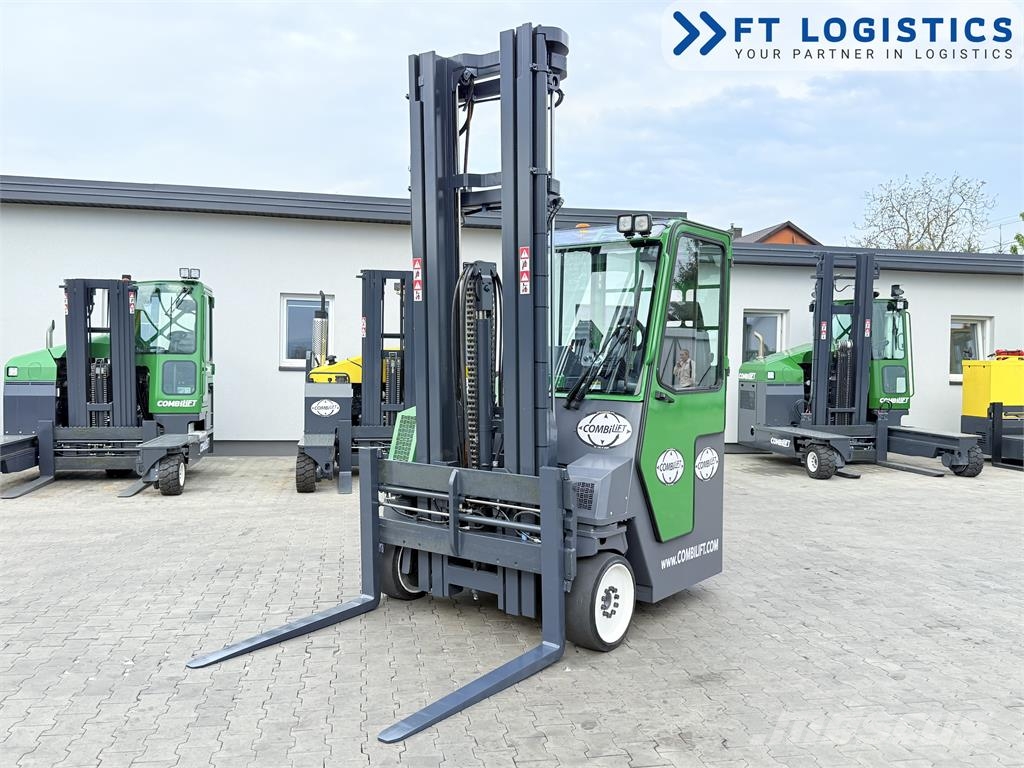 Combilift CB4000 | GAS | TRIPLEX 6800 | FREE-LIFT | FORK-POS Чотириходові річ-траки