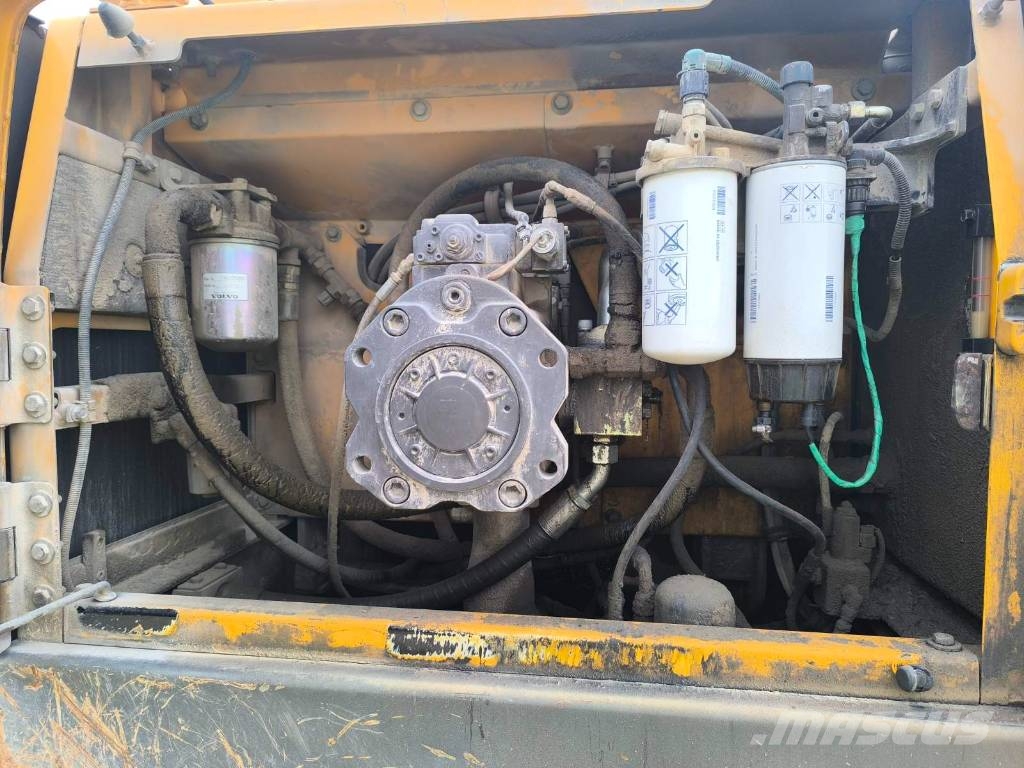 Volvo EC 460 C L Rupsgraafmachines
