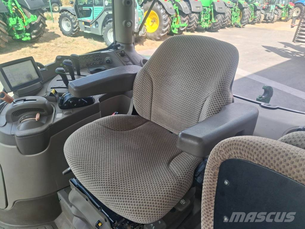 John Deere 6140R Tractoren