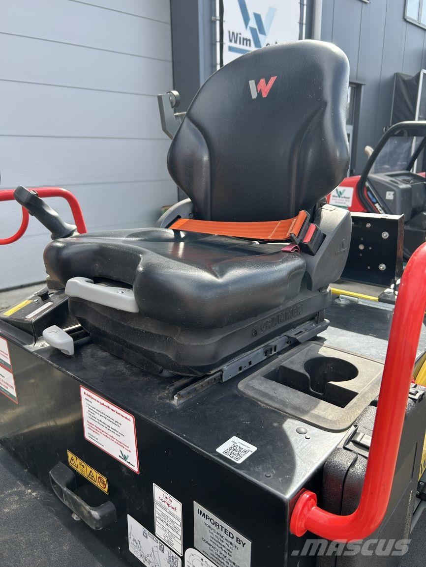 Wacker Neuson DW30 (9584) عربات نقل قلابة للمواقع