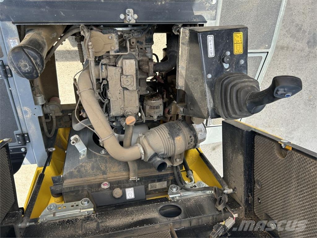 Wacker Neuson DW30 (9584) عربات نقل قلابة للمواقع