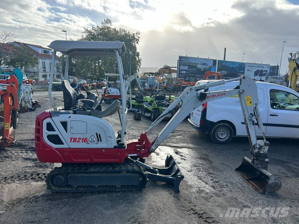 Takeuchi TB 216 Mini bagri <7t