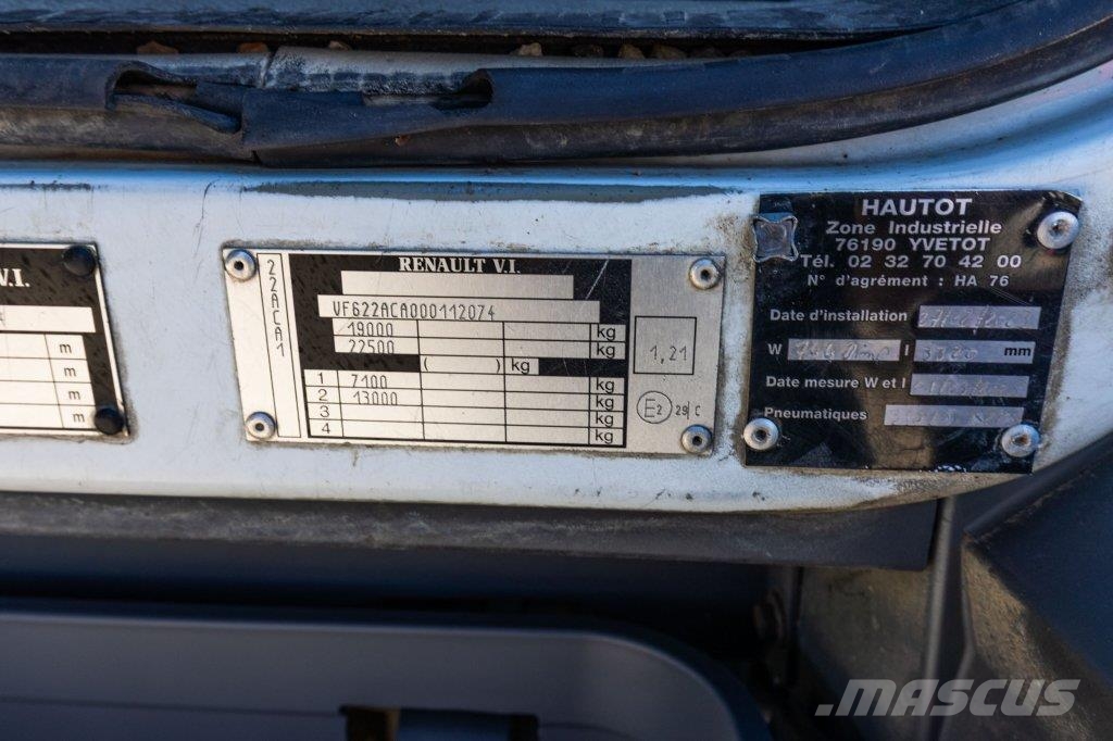 Renault PREMIUM 270 + MAGYAR 13000L+4COMP+INTARDER Camiones cisternas