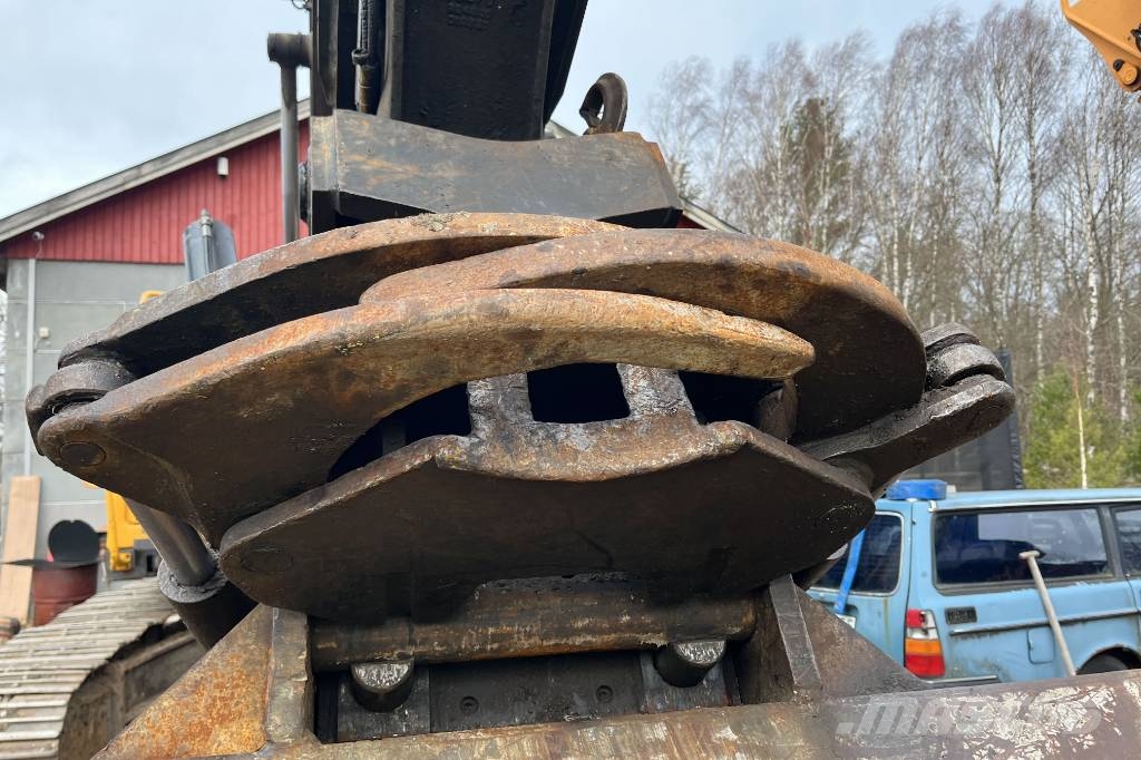 Volvo EC 240 C L Bandgrävare
