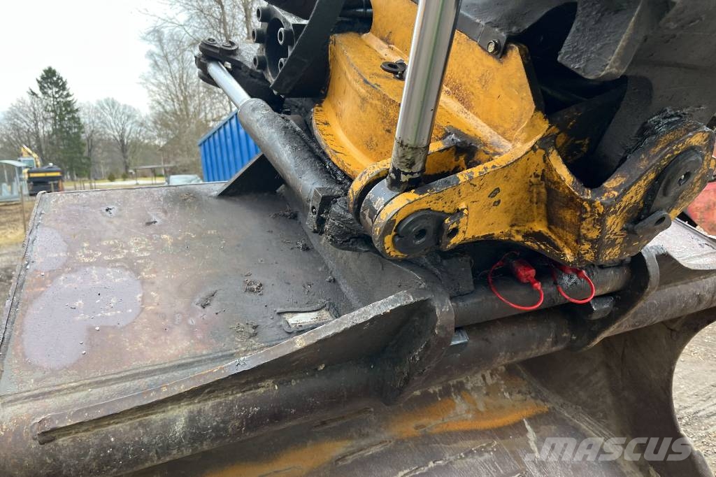 Volvo EC 240 C L Bandgrävare