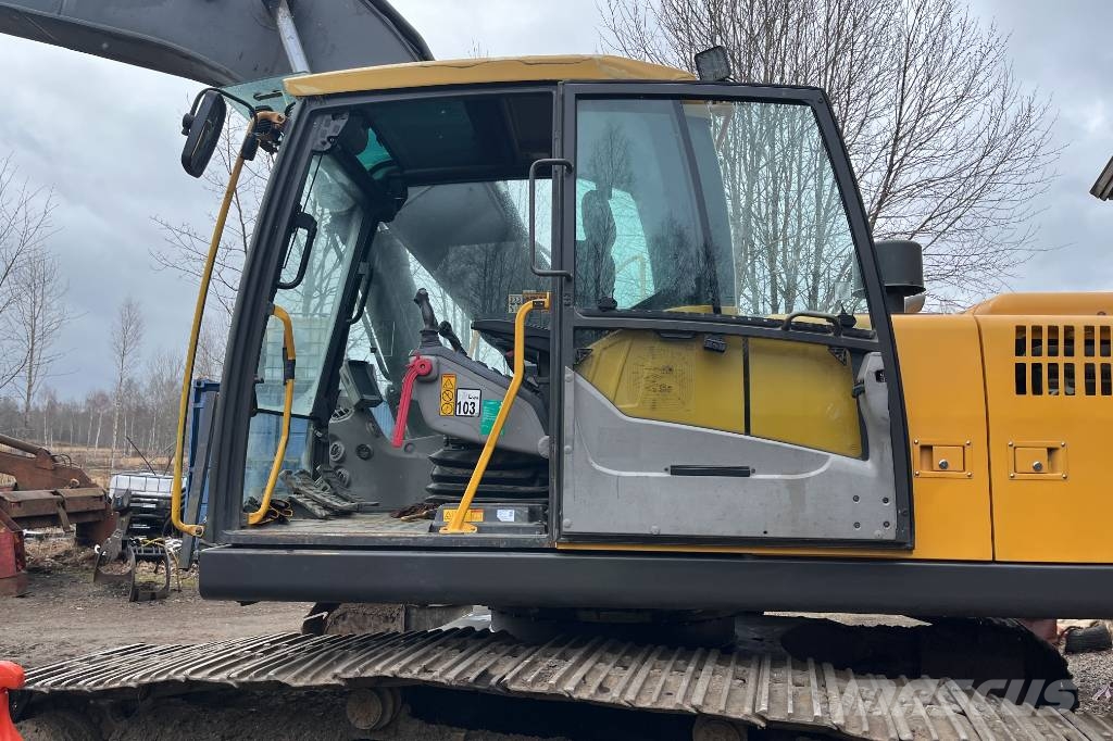 Volvo EC 240 C L Bandgrävare