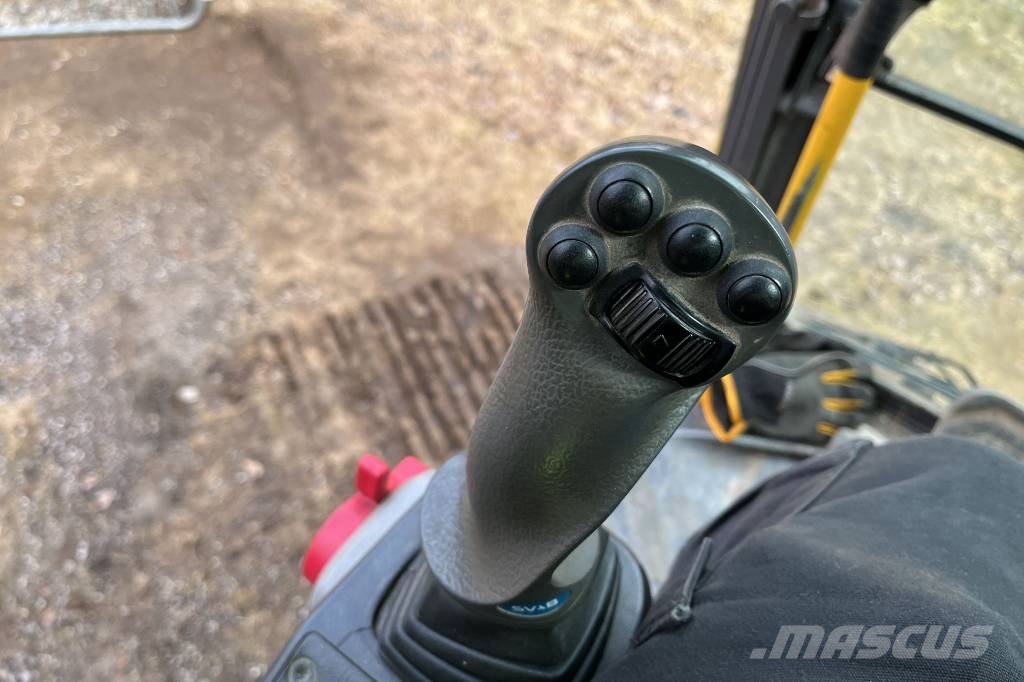 Volvo EC 240 C L Bandgrävare