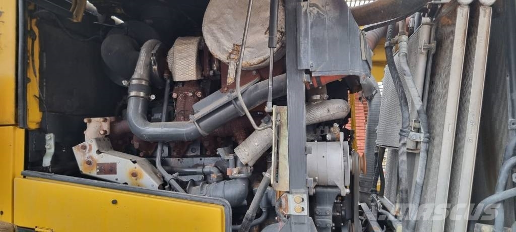 Komatsu WA 480-6 Колесни товарачи