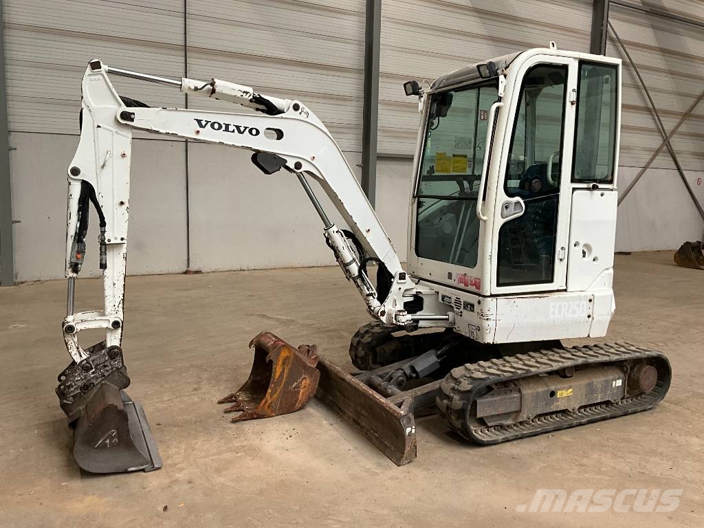Volvo ECR 25 D Minigraafmachines < 7t