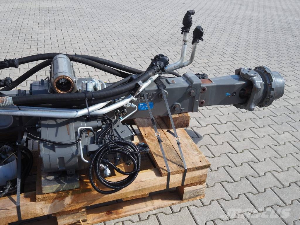 CLAAS Lexion 760-730 NAF rear driving axle, 4x4 Gąsienice, łańcuchy i podwozia