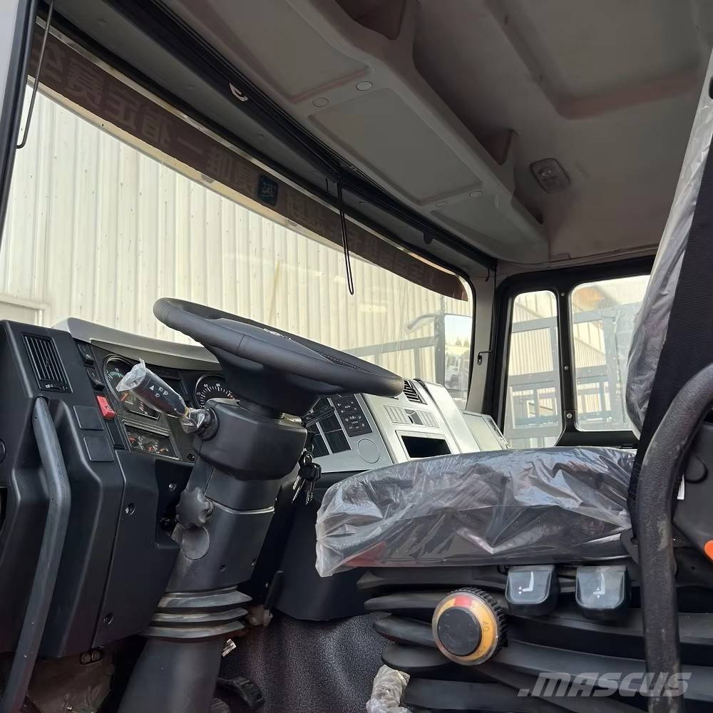 Shacman F 3000 Prime Movers
