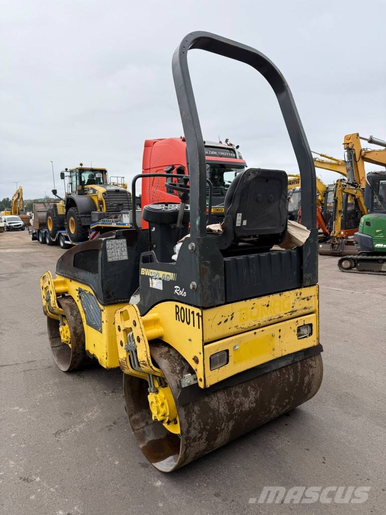 Bomag BW 120 AD-4 // 2005 / 2200 H/ Vibration Rouleaux tandem