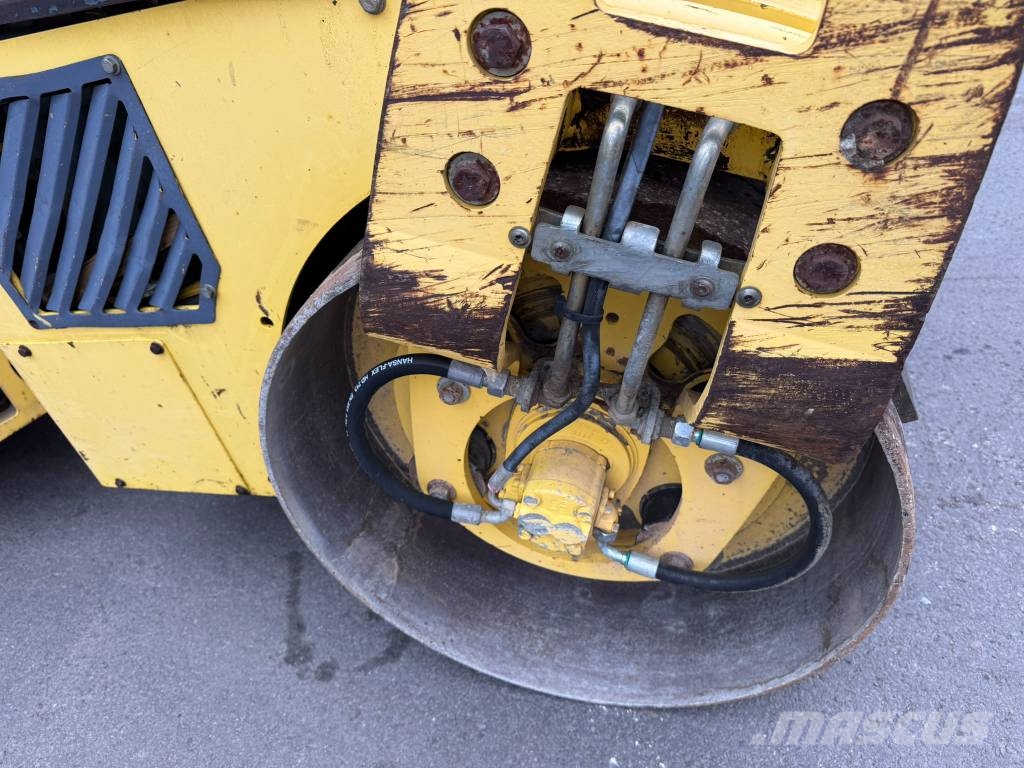 Bomag BW 120 AD-4 // 2005 / 2200 H/ Vibration Rouleaux tandem