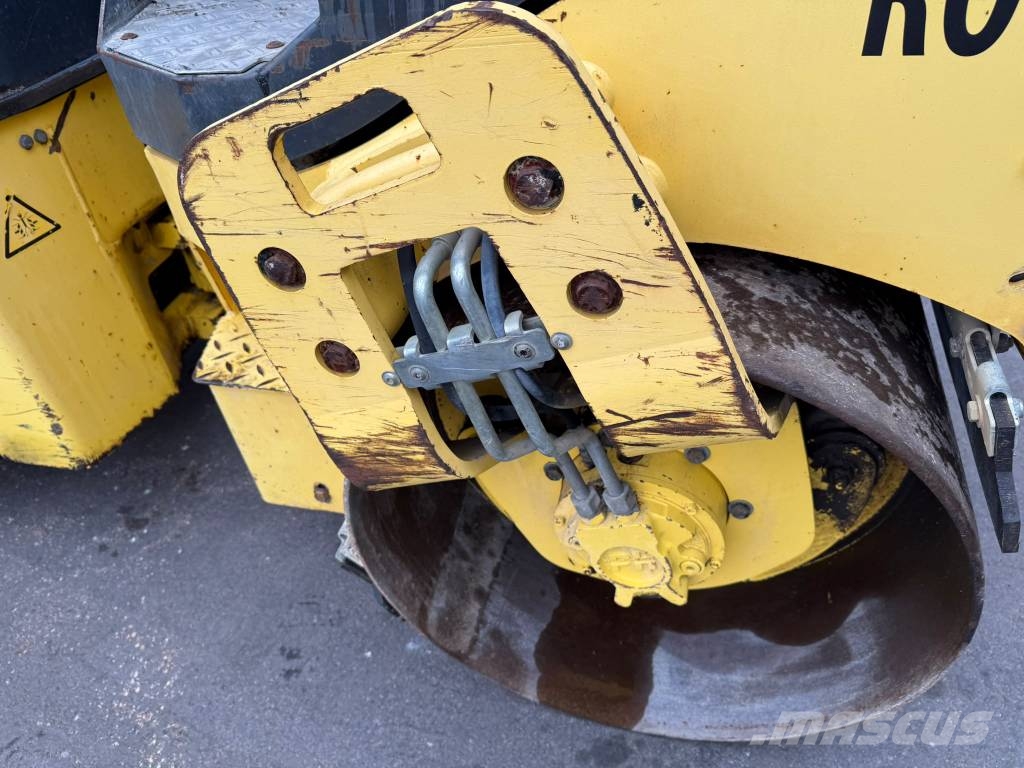 Bomag BW 120 AD-4 // 2005 / 2200 H/ Vibration Rouleaux tandem