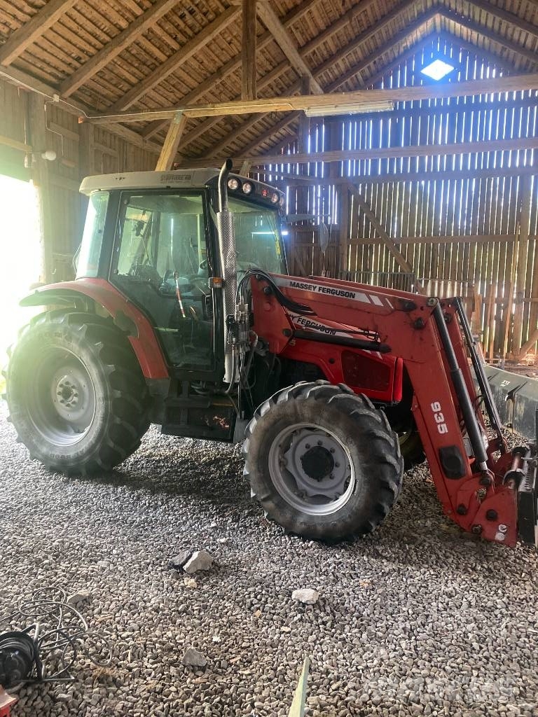 Massey Ferguson 5435 Skogsutrustad Traktorer