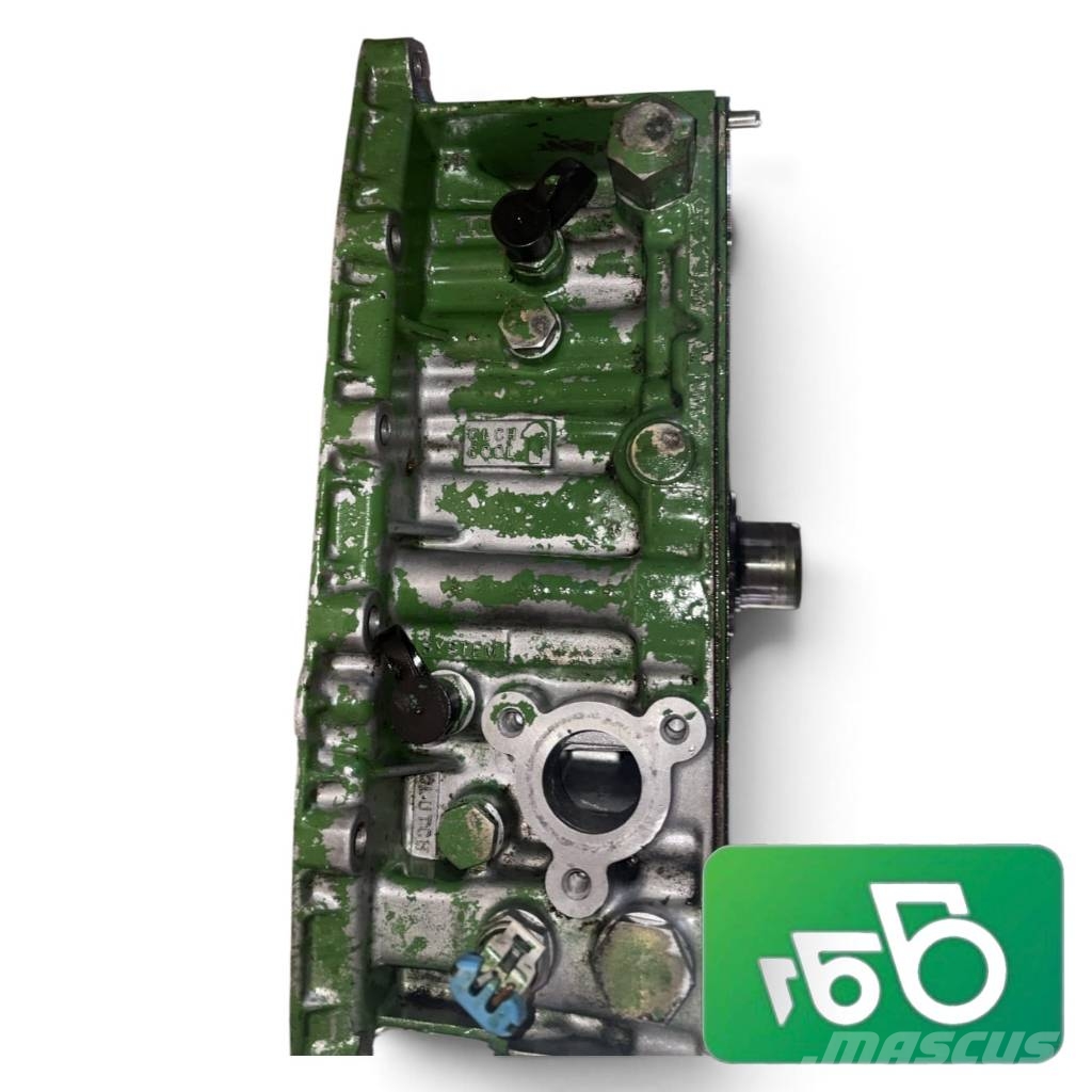 John Deere 6155M Gearbox Cover R121885 R95778 Alusta ja jousitus