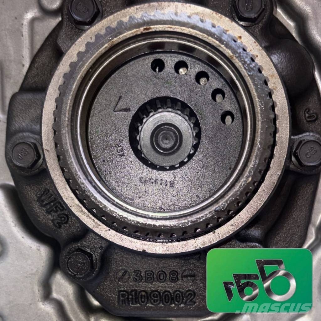 John Deere 6155M Gearbox Cover R121885 R95778 Alusta ja jousitus