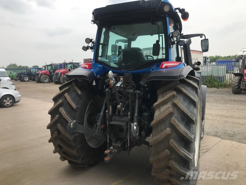 Valtra G 135 A 트랙터