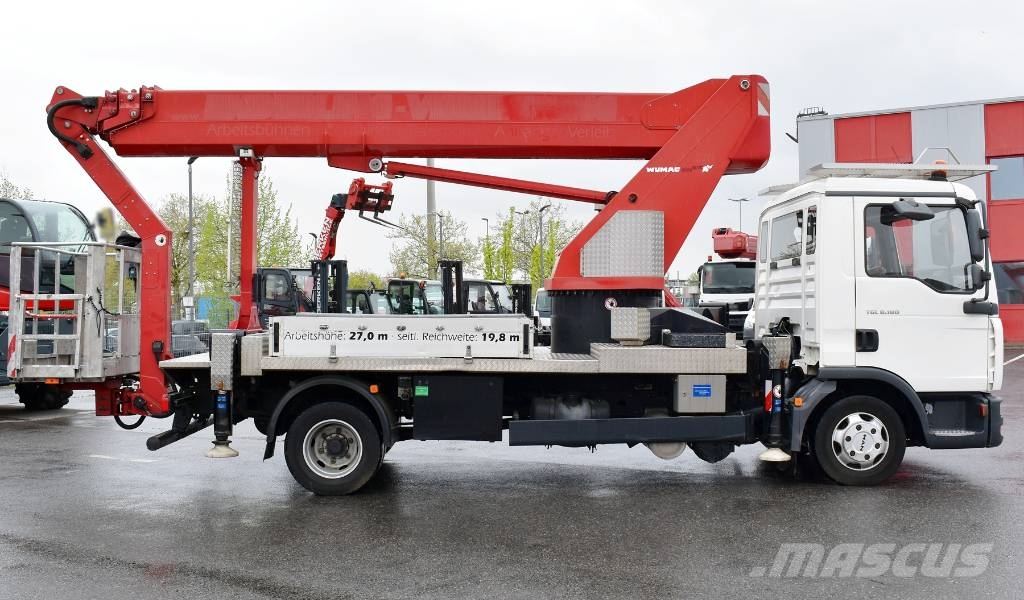 Wumag WT 270 Bilmontert lift