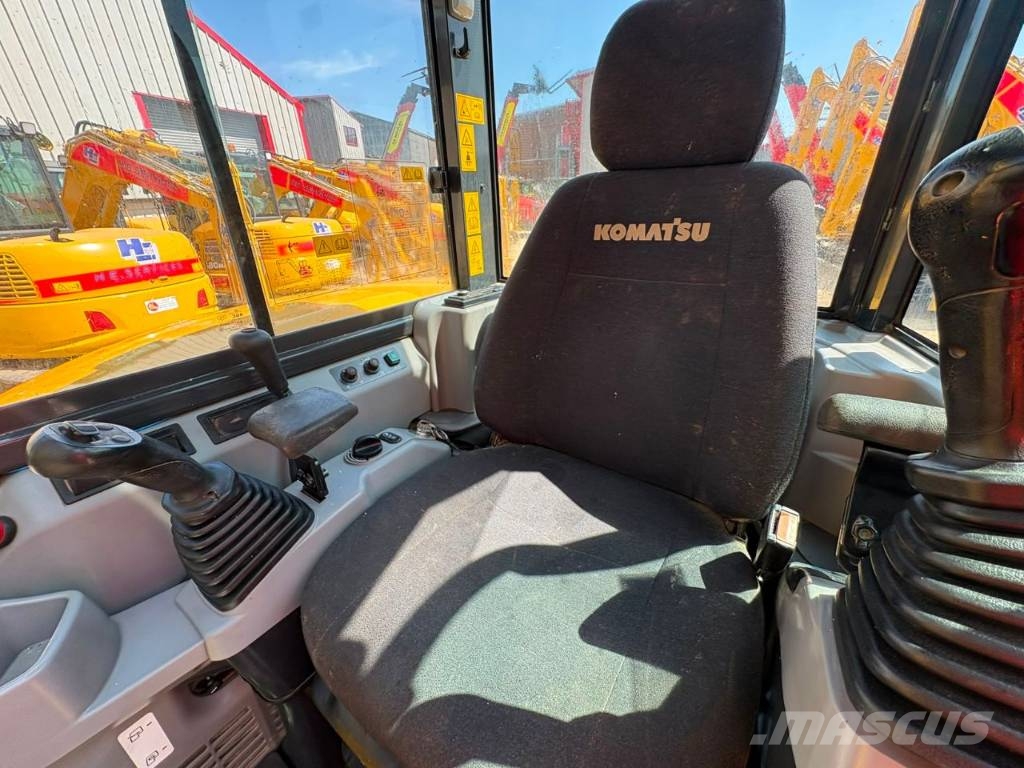 Komatsu PC 80 MR-5 حفارات وسط 7 طن - 12 طن