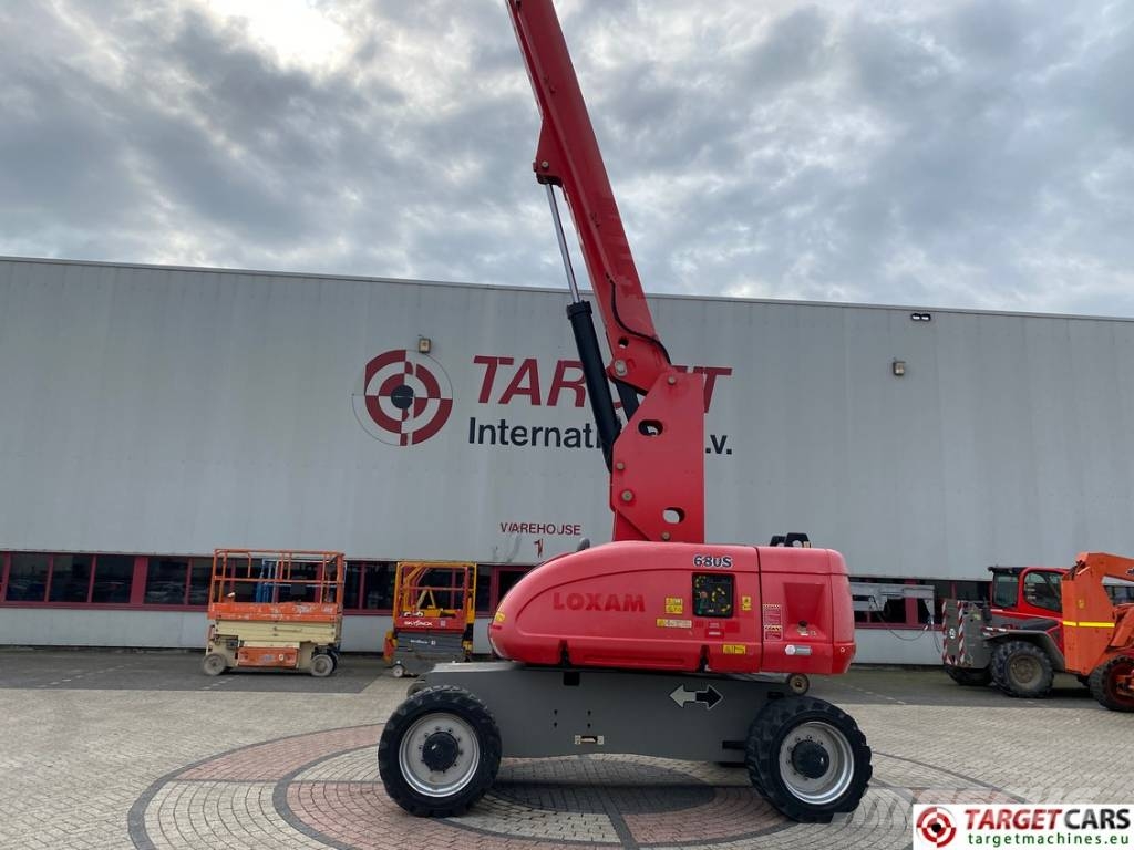 JLG 680S Telescopic 4x4 Diesel Boom Work Lift 2273cm Teleskopske podizne platforme