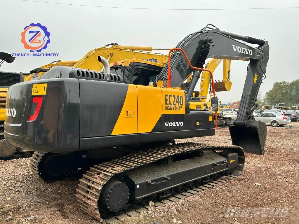 Volvo EC 240 Гусеничные экскаваторы