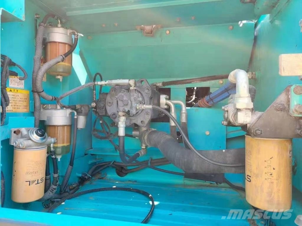 Kobelco SK 260 履带挖掘机