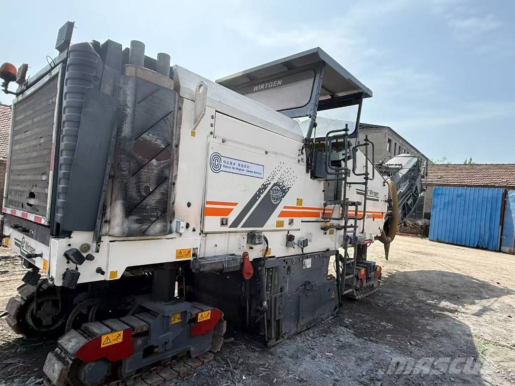 Wirtgen W 2000 Asphalt cold milling machines