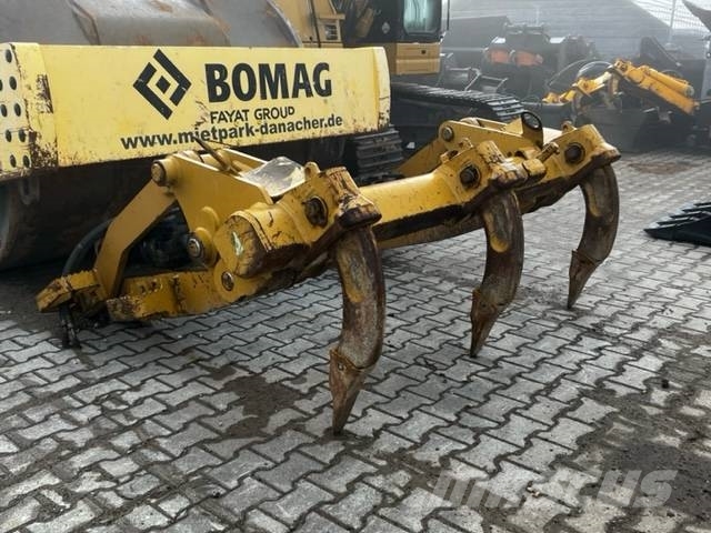 CAT Ripper für CAT 973D Telakuormaajat