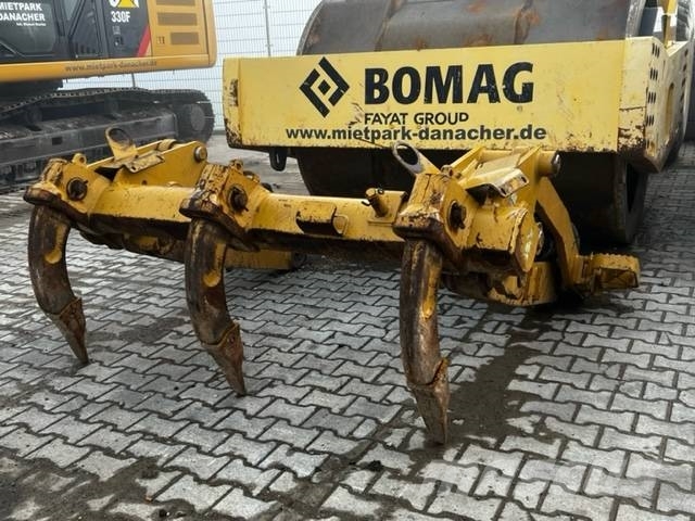 CAT Ripper für CAT 973D Telakuormaajat