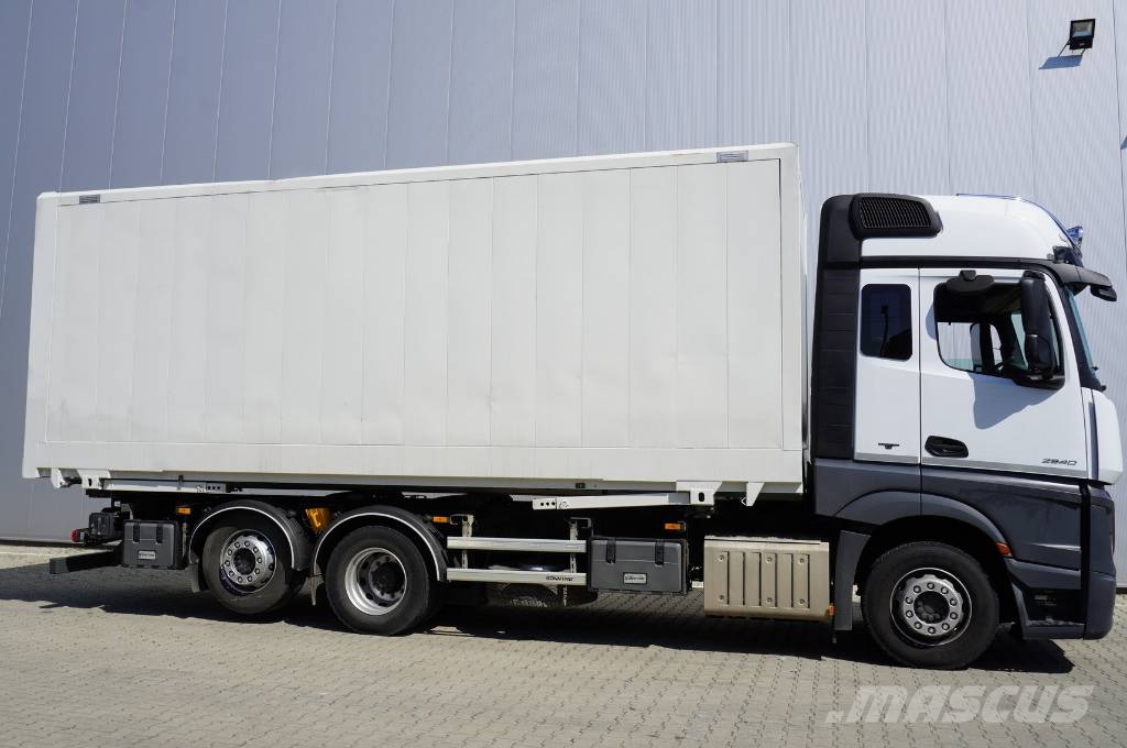 Mercedes-Benz Actros 2540 6×2 / 90 tho. km! / 5-seater cab! Kofferaufbau