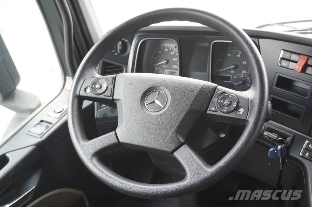 Mercedes-Benz Actros 2540 6×2 / 90 tho. km! / 5-seater cab! Kofferaufbau
