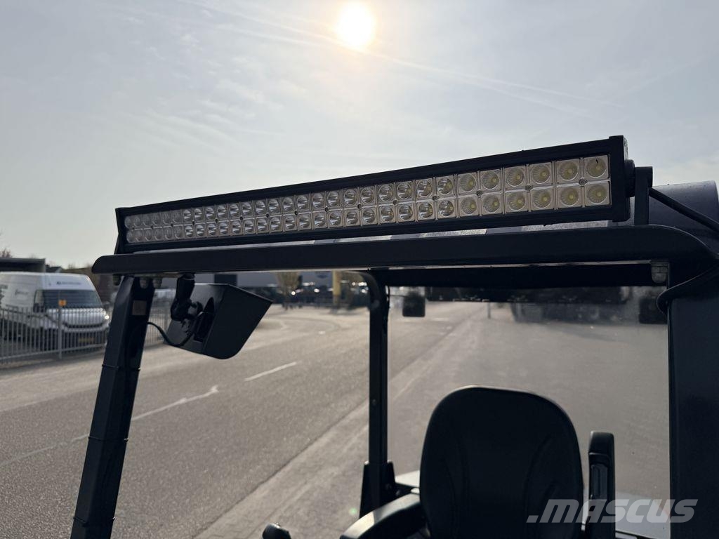 Pitbull X28-45CRT Shovel Фронтальні навантажувачі