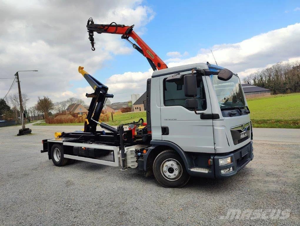 MAN TGL 12.250 Containersysteem Jimeca met kraan Palfi شاحنات الرافعات الخطافية