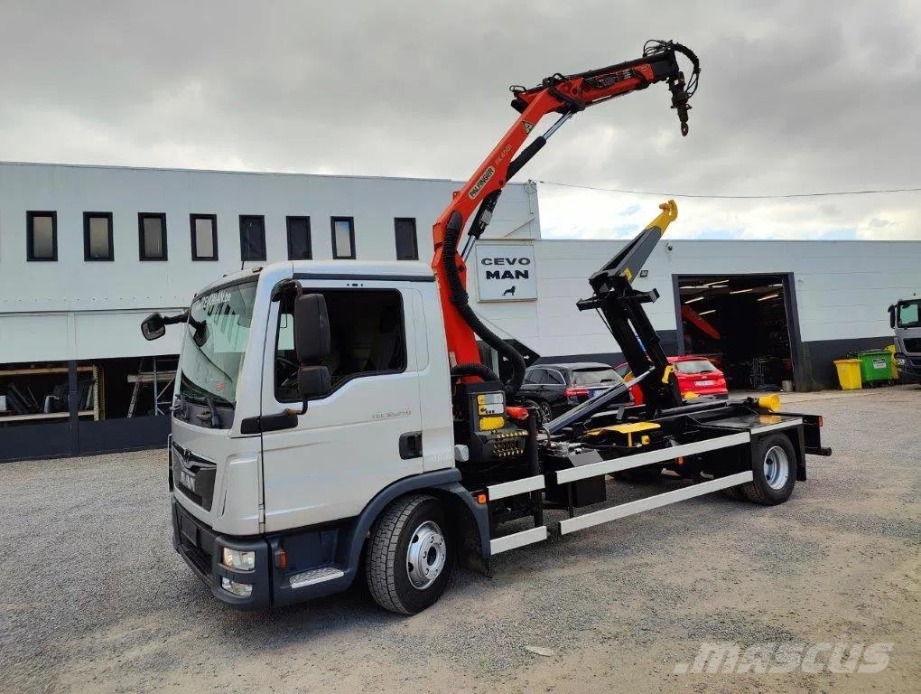 MAN TGL 12.250 Containersysteem Jimeca met kraan Palfi شاحنات الرافعات الخطافية