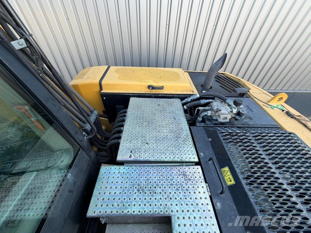 CAT M316D Ratiniai ekskavatoriai