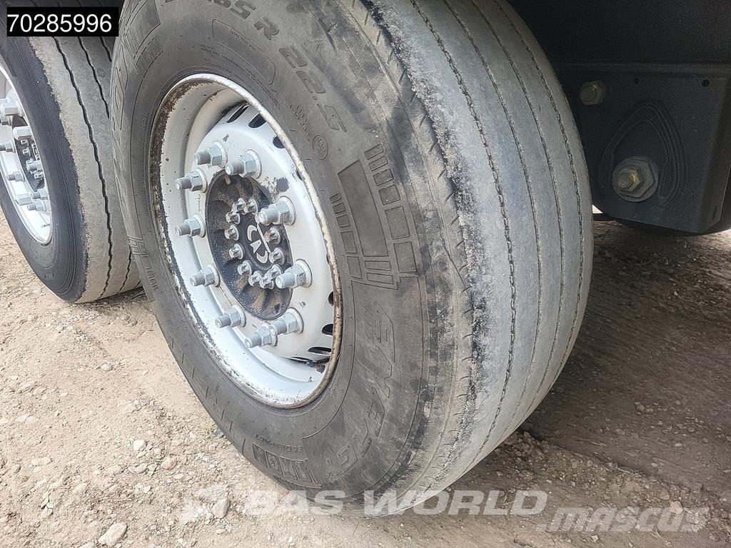 Krone SD Hardwood Lift Axle Semirremolques con caja de lona