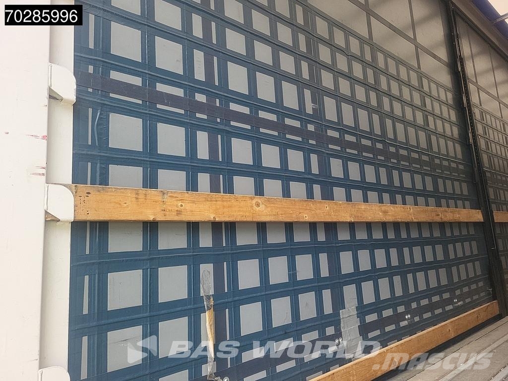 Krone SD Hardwood Lift Axle Semirremolques con caja de lona