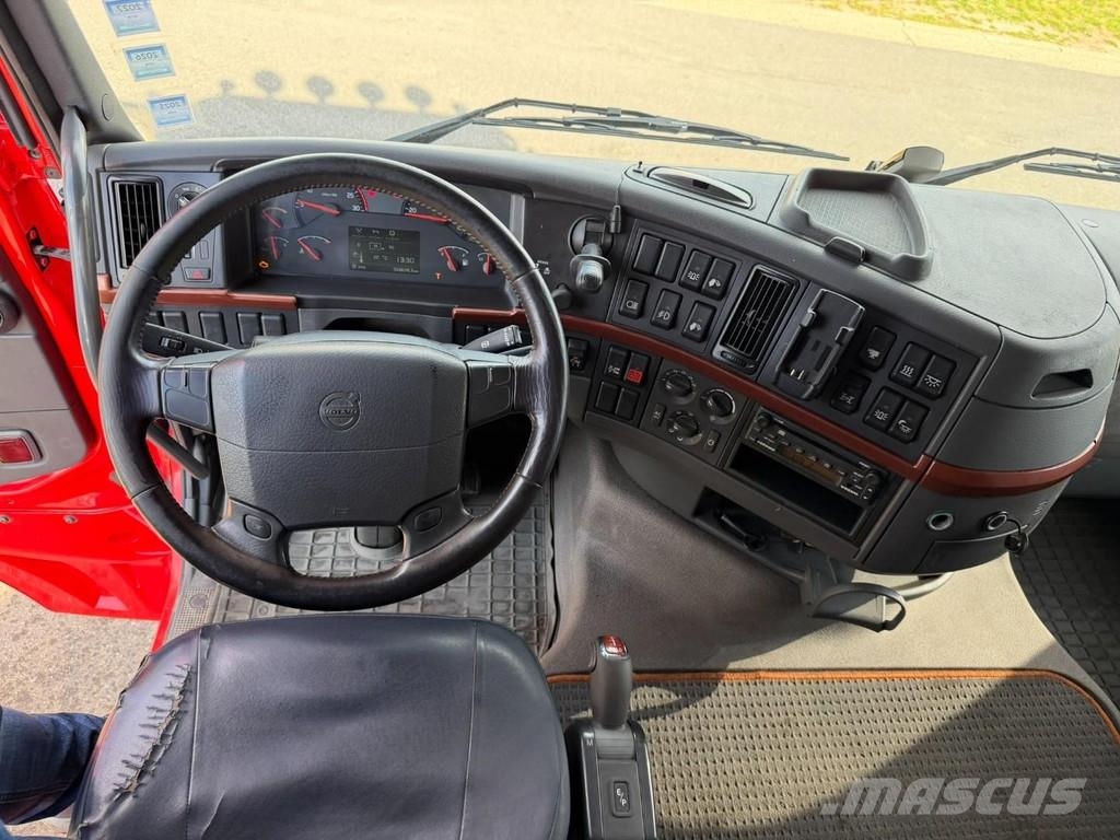Volvo FH16-660 8x4 ZSM + KRAN PALFINGER PK100.002 + FLY- Traktorske jedinice