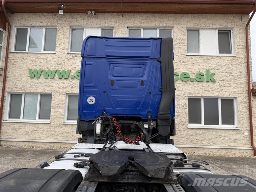 Mercedes-Benz Actros VIN 248 Vilcēji