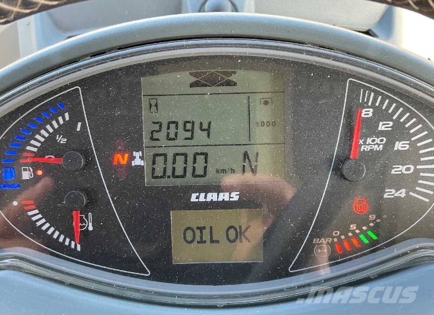 CLAAS Axion 930 Trattori
