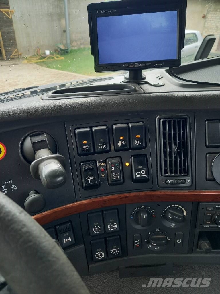 Volvo FMX 410, 6x2, 2 CONTAINER, RETARDER Portaalsysteem vrachtwagens