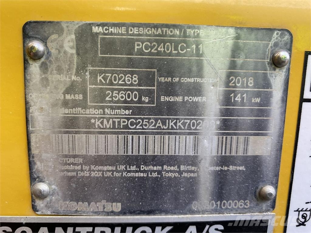 Komatsu PC240LC-11 Raupenbagger